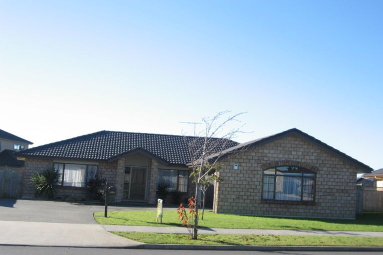 Photo of property in 183 Wattle Farm Road, Wattle Downs, Auckland, 2103