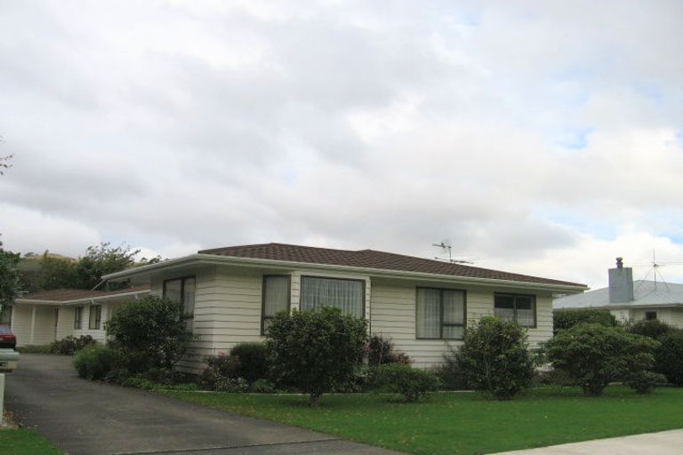 Photo of property in 1/14 Nathan Street, Tawa, Wellington, 5028