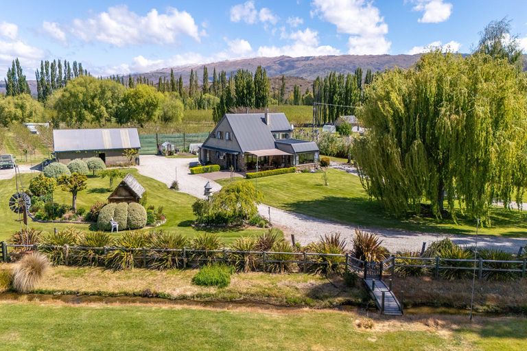 Photo of property in 46 Eureka Road, Earnscleugh, Alexandra, 9391