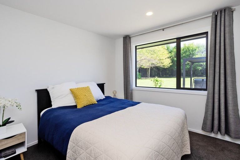 Photo of property in 140 Grant Road, Otatara, Invercargill, 9879