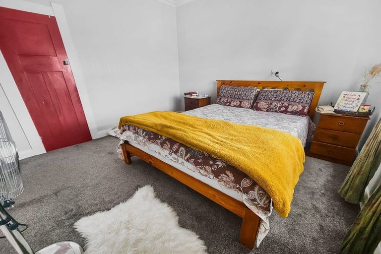 Photo of property in 192 Tasman Street, Opunake, 4616