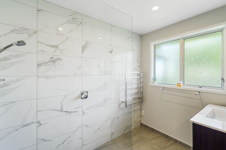 Photo of property in 1/17 Nyoli Street, Northcote, Christchurch, 8052