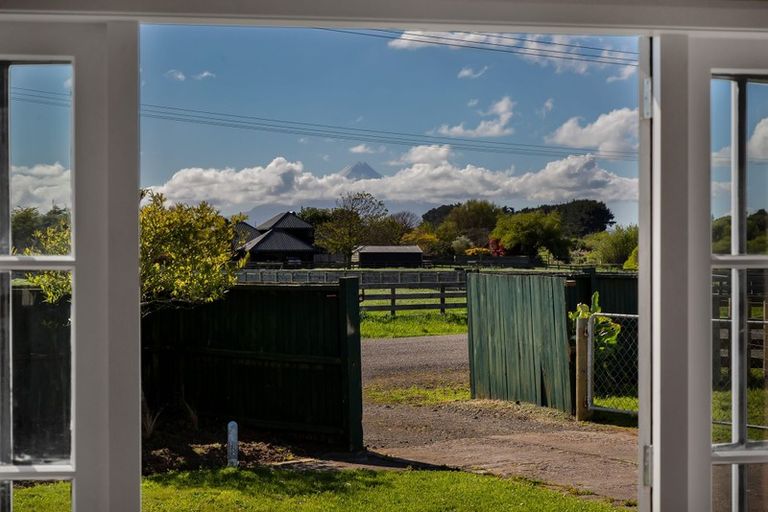 Photo of property in 278 Matangara Road, Hawera, 4672