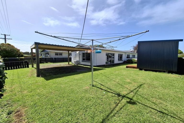 Photo of property in 1/52 Bayly Street, Waitara, 4320