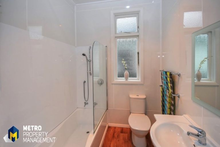 Photo of property in 158 Bay View Road, South Dunedin, Dunedin, 9012