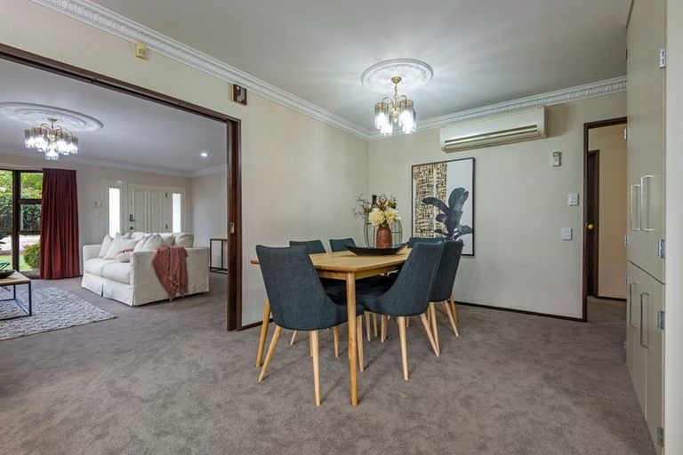 Photo of property in 18 Brightwater Terrace, Terrace End, Palmerston North, 4410