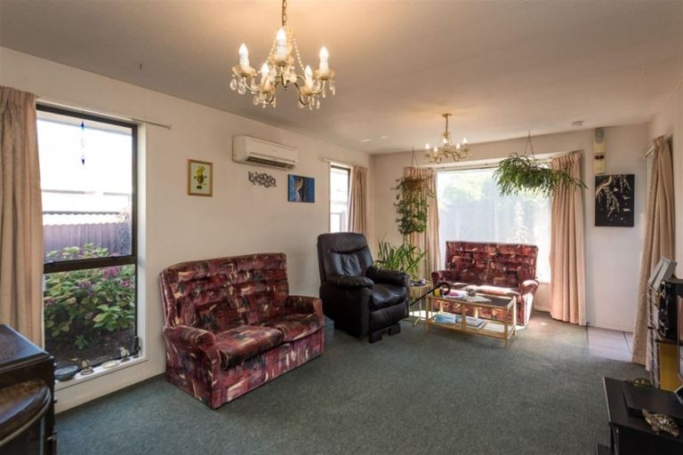 Photo of property in 65 Division Street, Riccarton, Christchurch, 8041