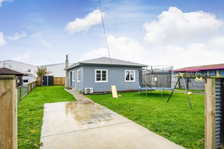 Photo of property in 30 Ngaire Street, Longburn, Palmerston North, 4412