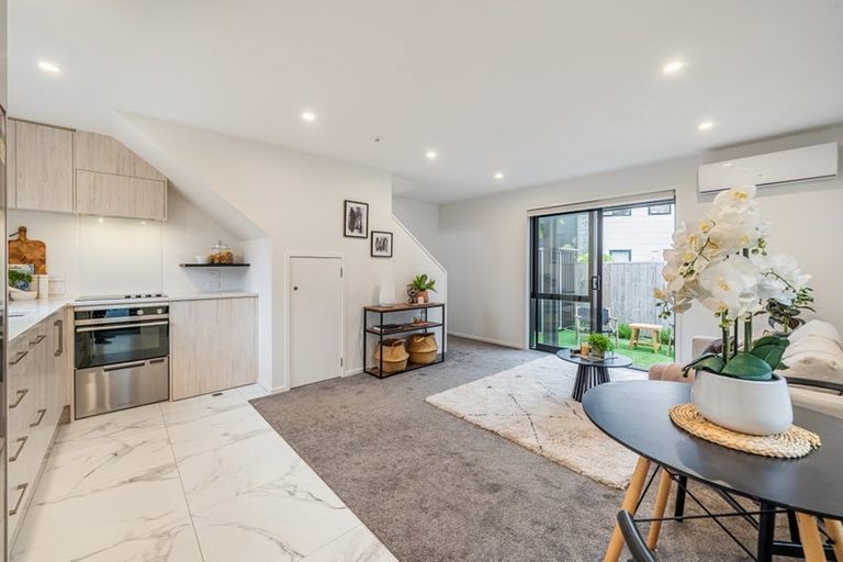 Photo of property in 4/123 Cambridge Terrace, Fairfield, Lower Hutt, 5011