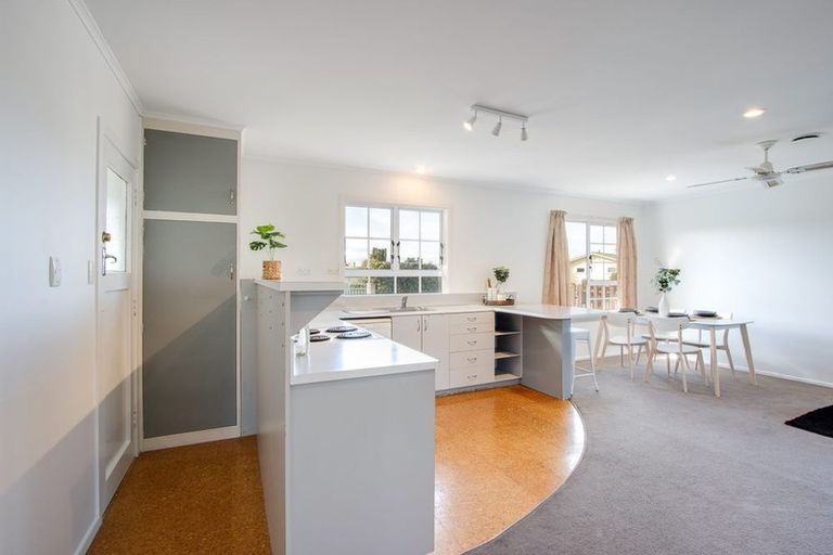 Photo of property in 17 Merton Crescent, Pirimai, Napier, 4112