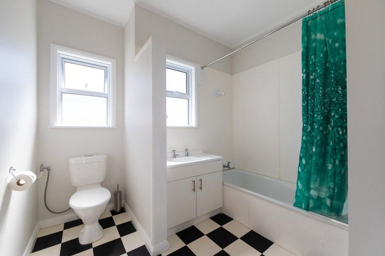 Photo of property in 35 Nuffield Avenue, Marewa, Napier, 4110