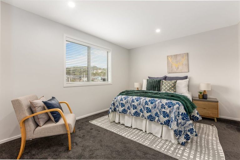 Photo of property in 1 Cartographer Way, Whitby, Porirua, 5024