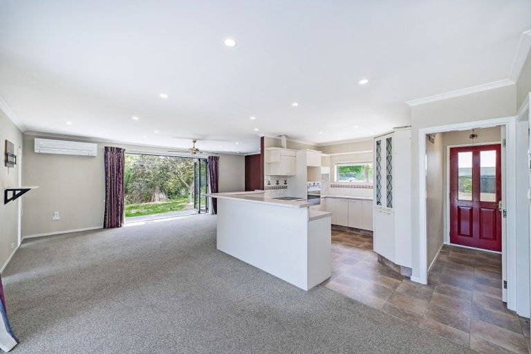 Photo of property in 12 Bowen Street, Southbridge, 7602