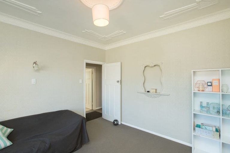 Photo of property in 52 Roy Street, Palmerston North, 4410