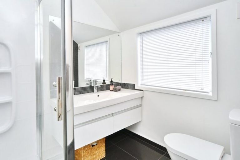 Photo of property in 1/21 Sherborne Street, St Albans, Christchurch, 8014