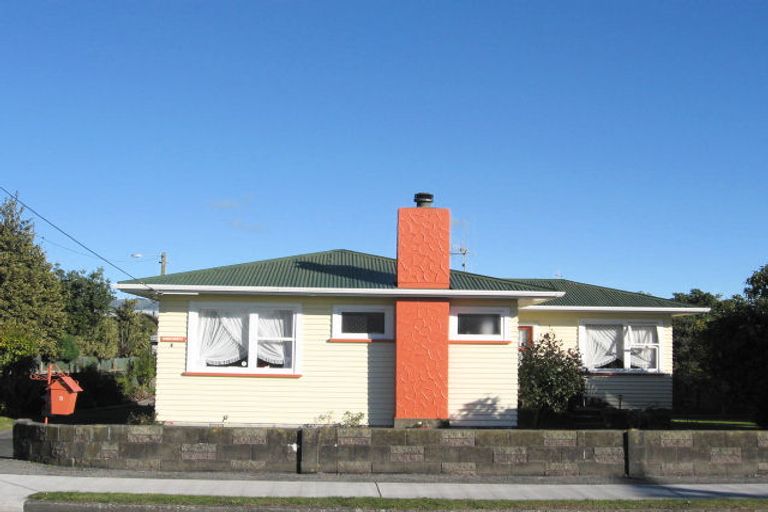 Photo of property in 5 Raukawa Street, Otaki, 5512