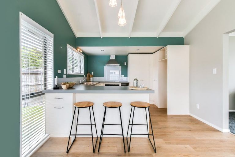 Photo of property in 25 Avenue Road, Greenmeadows, Napier, 4112