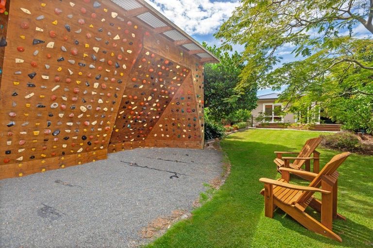 Photo of property in 50 Moana Road, Okitu, Gisborne, 4010