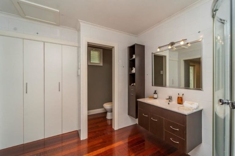 Photo of property in 139 Main Street, Greytown, 5712