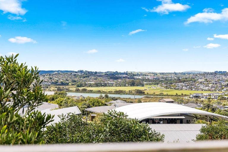 Photo of property in 78 Maire Road, Orewa, 0931