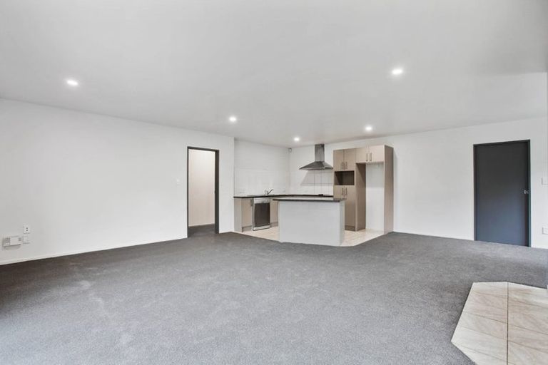 Photo of property in 8 Vino Cina Heights, Ranui, Auckland, 0612