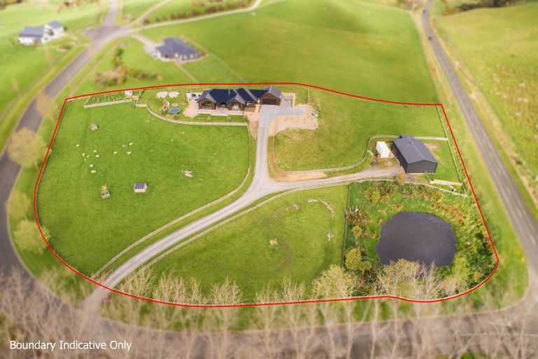 Photo of property in 10 Beechwood Road, Feilding, 4779