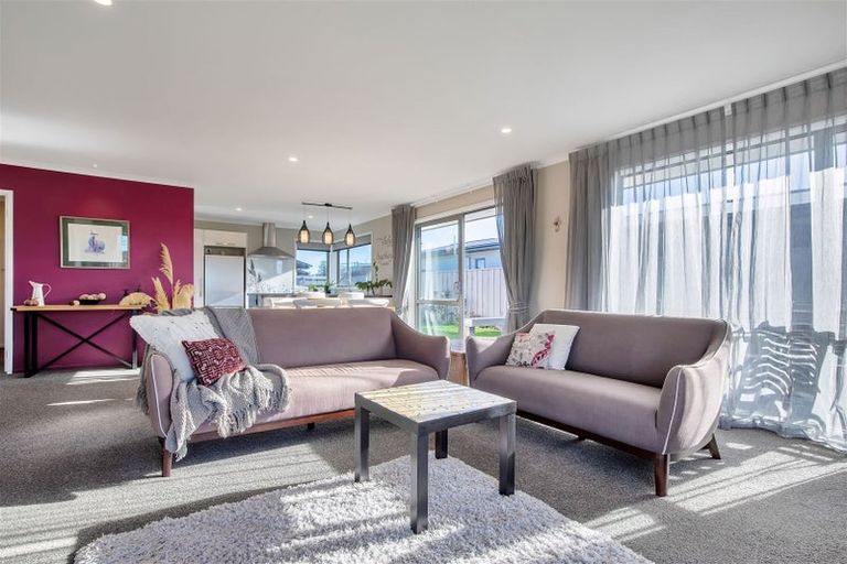 Photo of property in 7 Jade Court, Rolleston, 7614