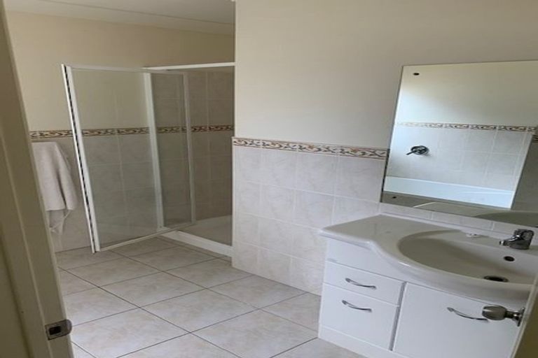 Photo of property in 155c Hobsonville Road, West Harbour, Auckland, 0618