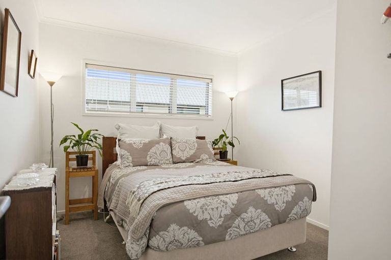 Photo of property in 5 Debenham Drive, Whitianga, 3510