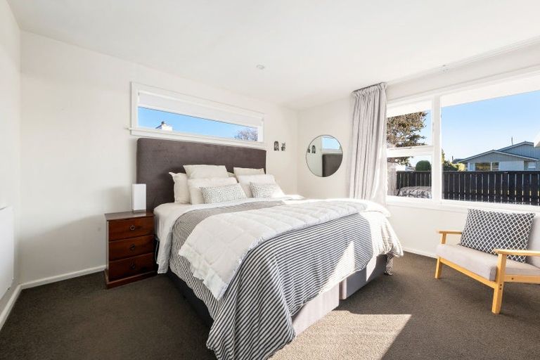 Photo of property in 34 Gladson Avenue, Sockburn, Christchurch, 8042