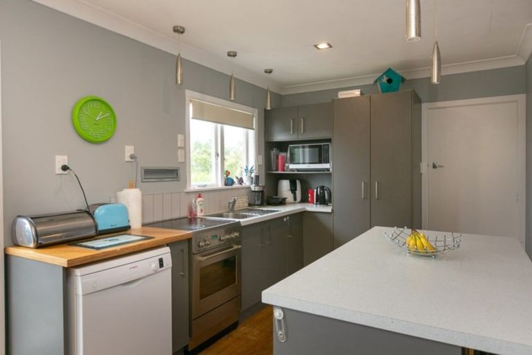 Photo of property in 19 Clyde Street, Ferndale, New Plymouth, 4310