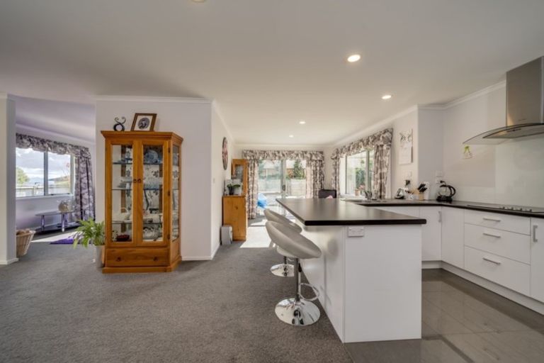 Photo of property in 105 Falcon Drive, Welcome Bay, Tauranga, 3112