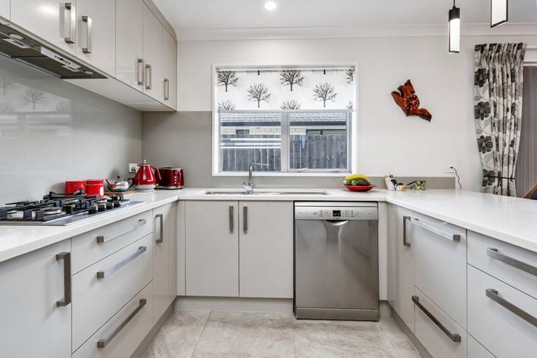 Photo of property in 19 Lake Drive, Tikipunga, Whangarei, 0112