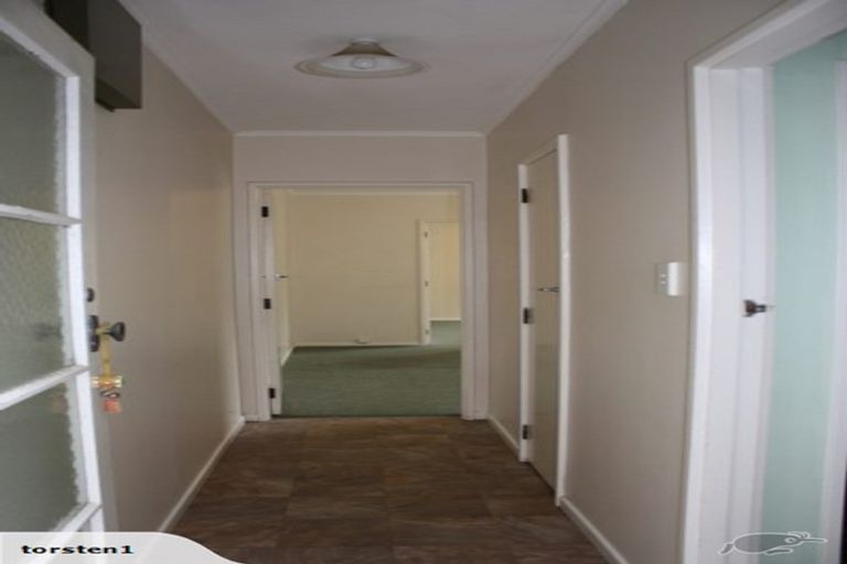 Photo of property in 1/24 Crieff Street, Northland, Wellington, 6012