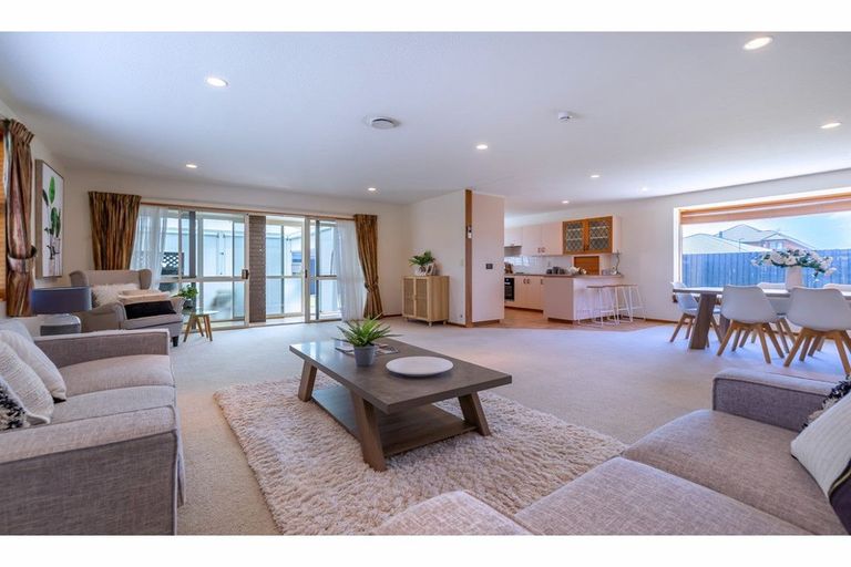 Photo of property in 15a Cleland Street, Belfast, Christchurch, 8051