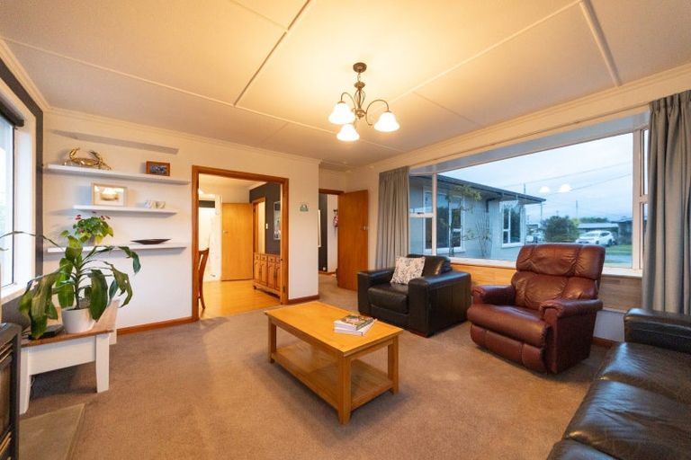 Photo of property in 16 Nairn Crescent, Awapuni, Palmerston North, 4412