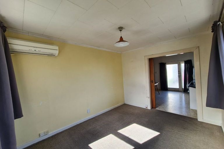 Photo of property in 70 Peverel Street, Riccarton, Christchurch, 8041