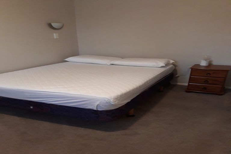 Photo of property in 203 Fitzherbert Avenue, West End, Palmerston North, 4410