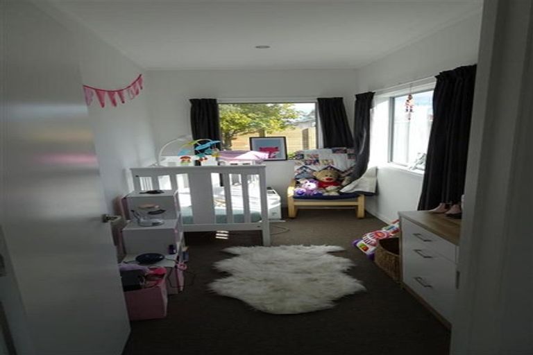 Photo of property in 10/71 Estuary Road, New Brighton, Christchurch, 8061