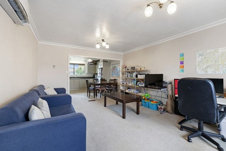 Photo of property in 12 Urella Place, Spreydon, Christchurch, 8024