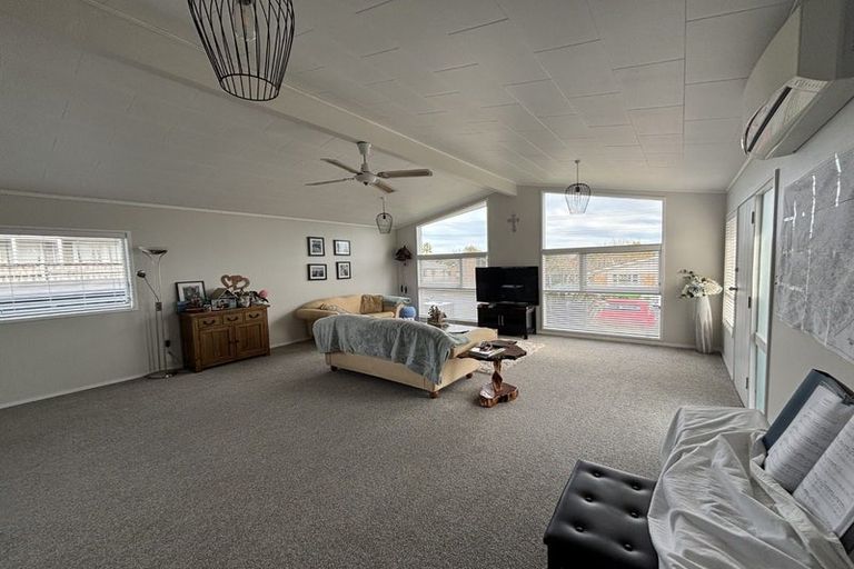 Photo of property in 42 George Street, Morrinsville, 3300