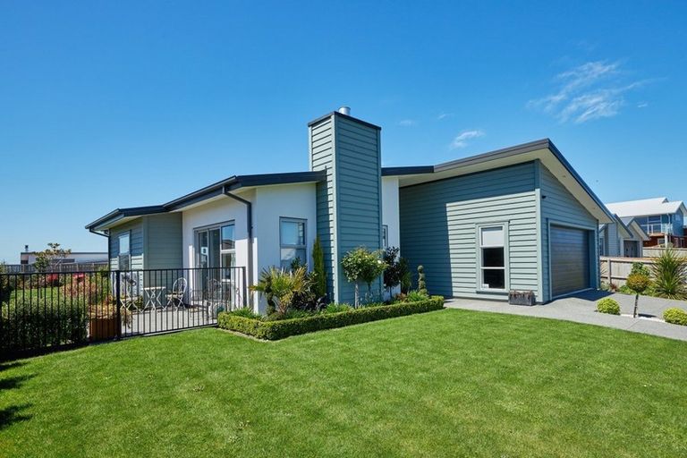 Photo of property in 12 Miromiro Drive, Kaikoura, 7300