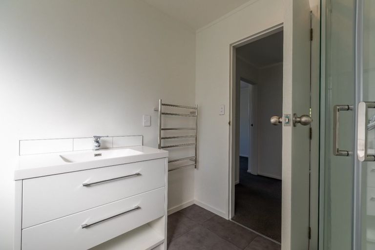 Photo of property in 21b Cockayne Road, Khandallah, Wellington, 6035