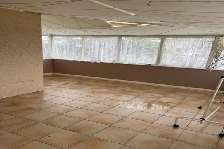 Photo of property in 7 Sea Spray Drive, Bucklands Beach, Auckland, 2012