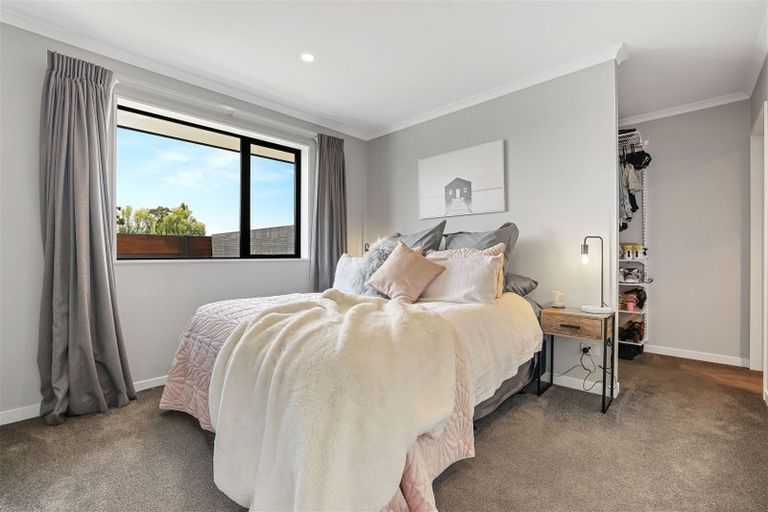 Photo of property in 12 Whincops Road, Halswell, Christchurch, 8025