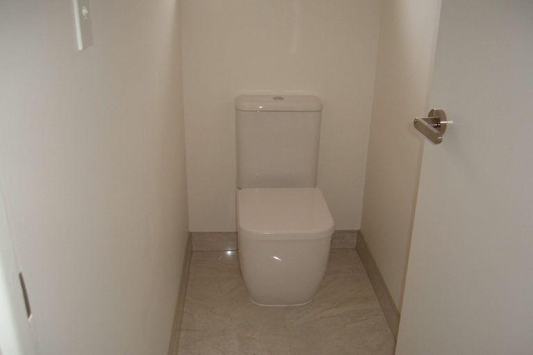 Photo of property in 17 Glendene Avenue, Glendene, Auckland, 0602