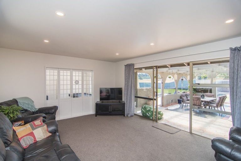 Photo of property in 11 Bath Street, Pareora West, Timaru, 7972