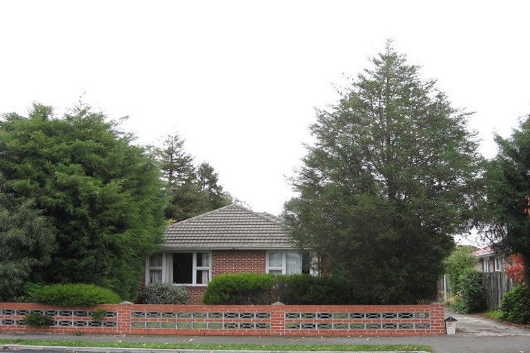 Photo of property in 20 Curletts Road, Sockburn, Christchurch, 8042
