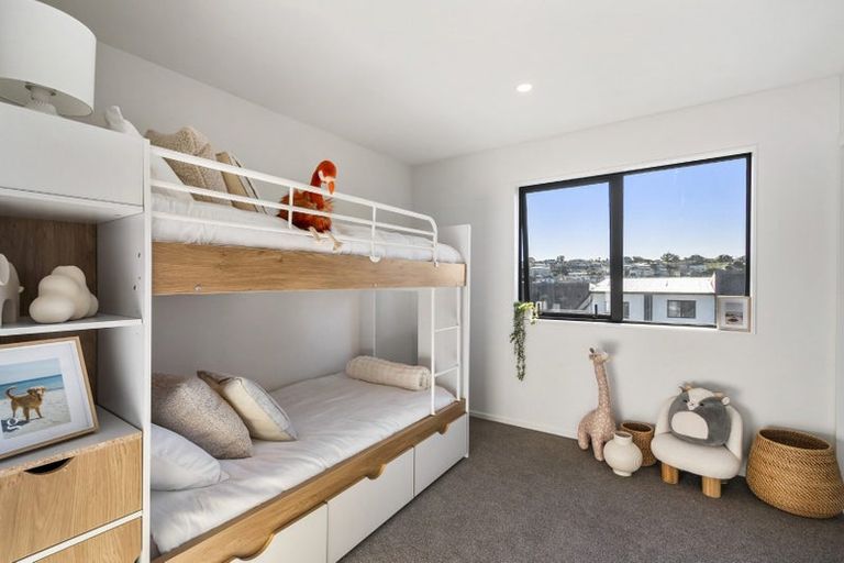 Photo of property in 3/4 Limestone Drive, Hobsonville, Auckland, 0616