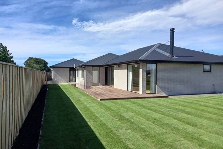 Photo of property in 41 Quinn Crescent, Woodend, 7610